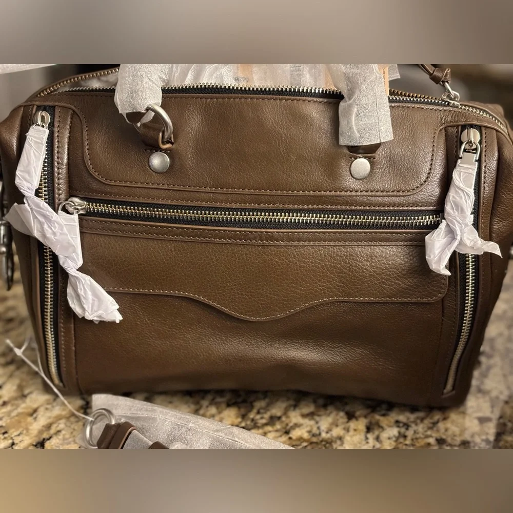 NWT- Rebecca Minkoff- MAB 2.0 Satchel bag - Picture 2 of 3